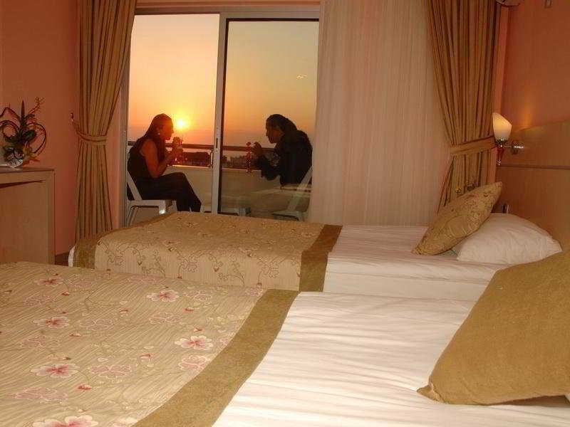 Side Town Hotel Extérieur photo