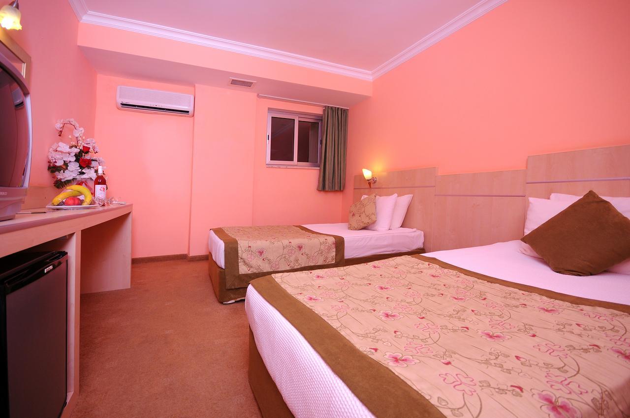 Side Town Hotel Extérieur photo